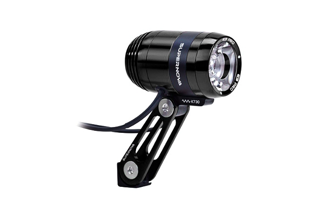 Supernova E3 Pro 2 Frontlampe LED 205 Lumen schwarz