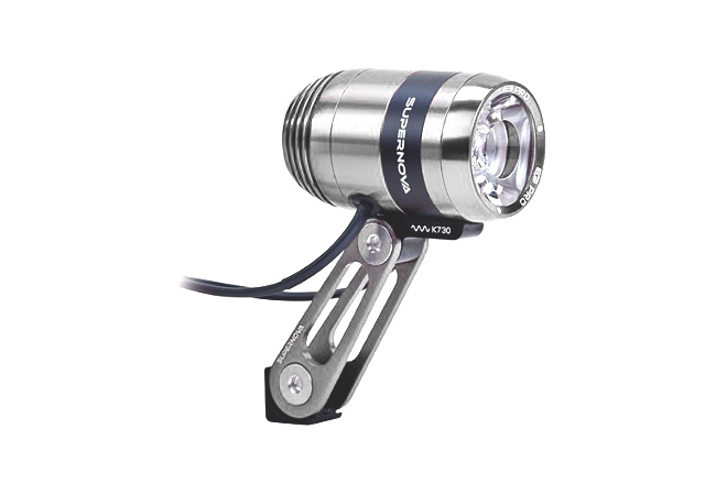 Supernova E3 Pro 2 Frontlampe LED 205 Lumen silber