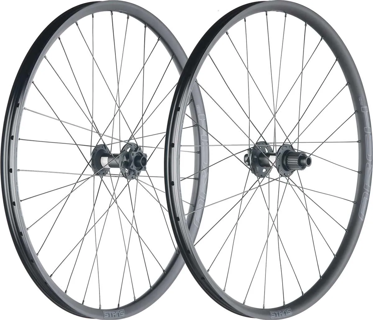 28 Zoll Gravel Laufradsatz DT Swiss 350 Classic Disc Naben + Stans ZTR Crest MK4 Felge | build by TNC