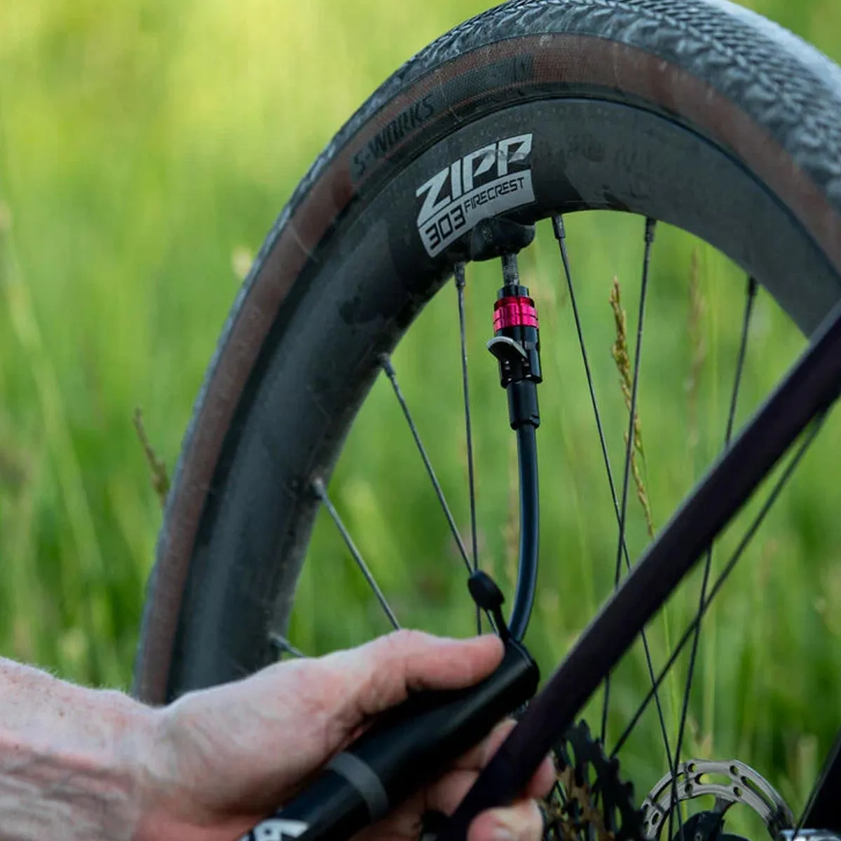 SILCA Gravelero Minipumpe - 5,5 Bar ausziehbar Aluminium schwarz-rot