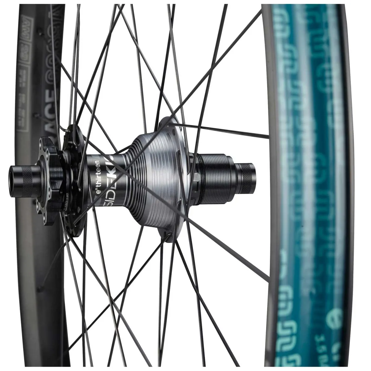 e*thirteen Sylvan Sidekick Race AM Alu Hinterrad | 27,5 Zoll Boost 12x148mm Rotor Micro Spline
