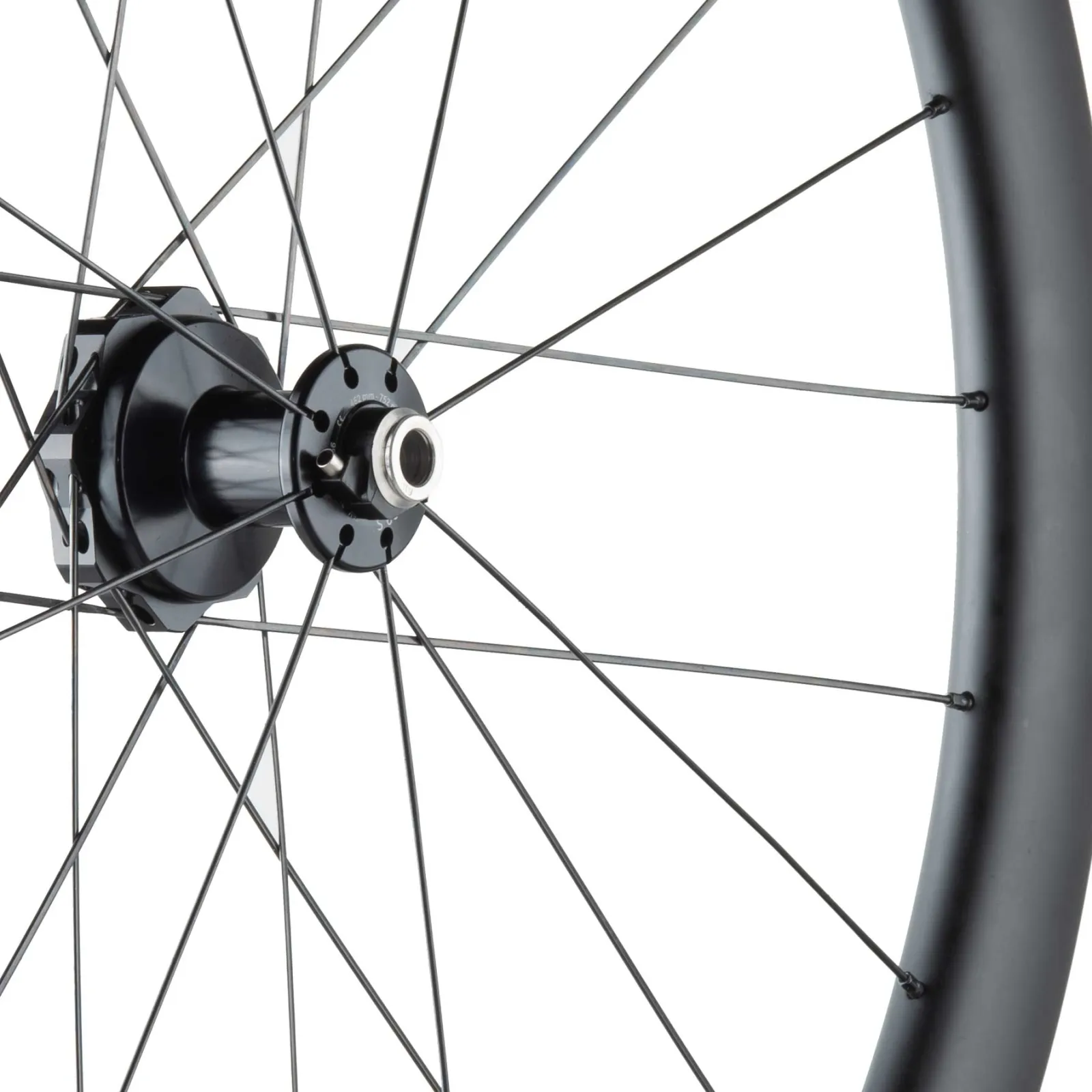 28 Zoll Road-Gravel Vorderrad Schmidt SON 29 S Nabendynamo Disc + Mavic Carbon Disc Aerofelge | build by TNC